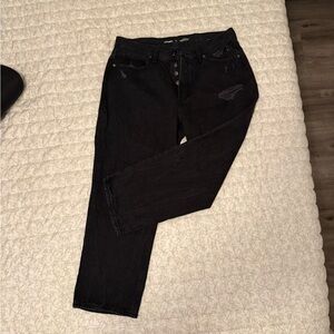 Black Distressed Jeans